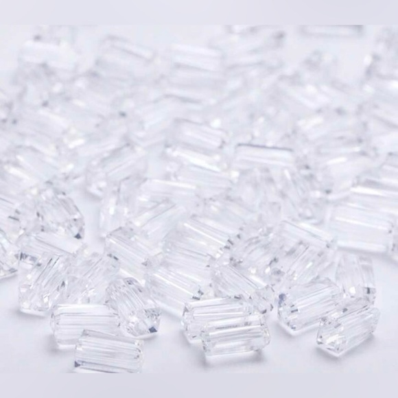 98, 2x4mm Vibrant Faceted Glass Rectangle Spacer Beads | Red | New - Picture 2 of 10